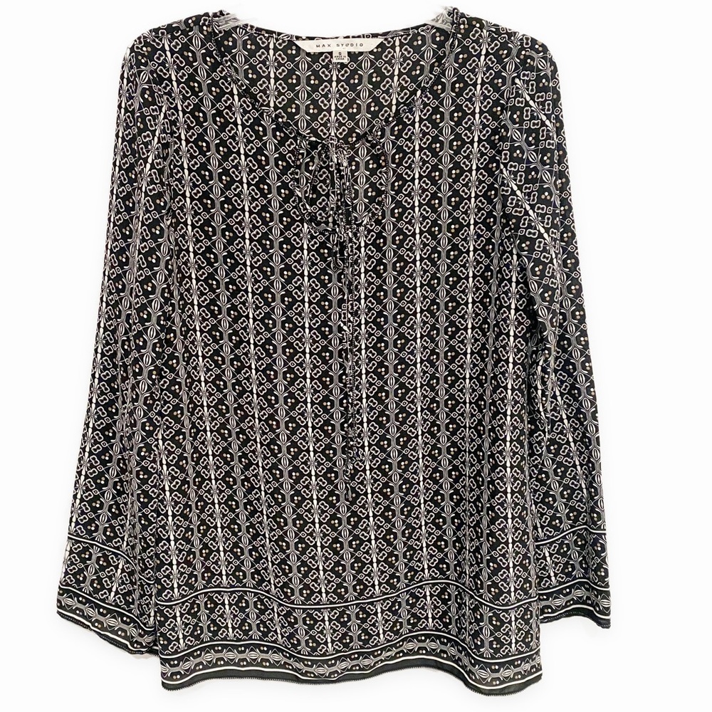Max Studio | Geometric Tunic Front Tie Black White Long Sleeves Size Small